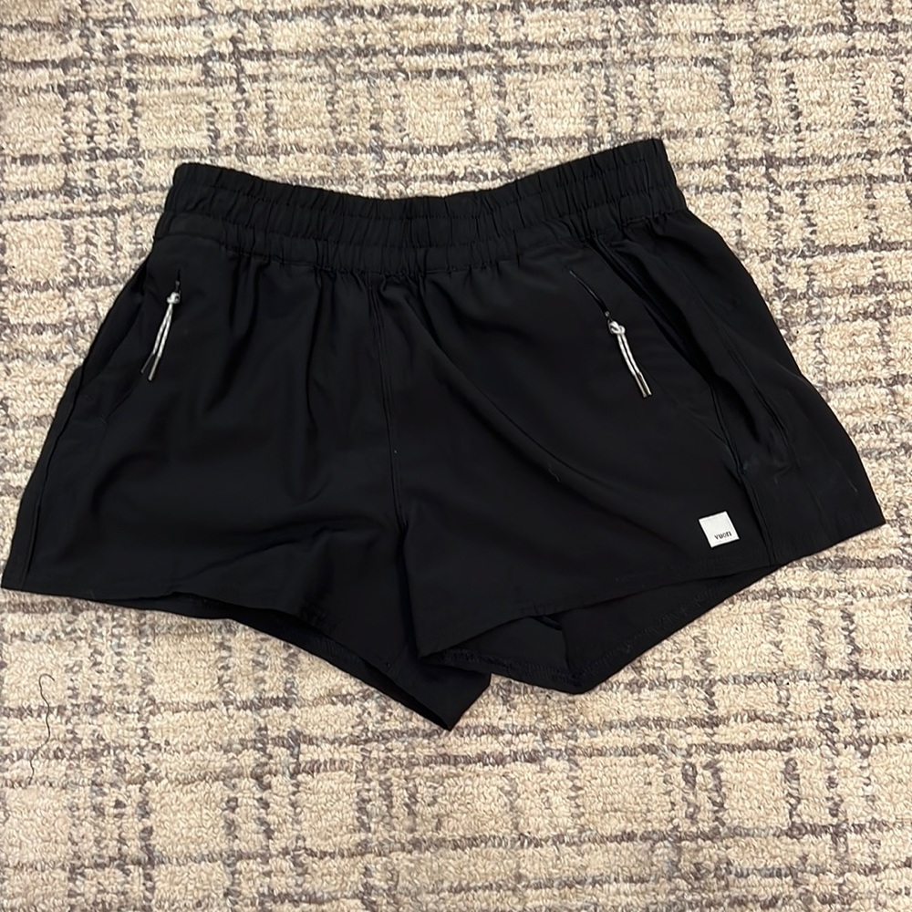 Vuori athletic shorts